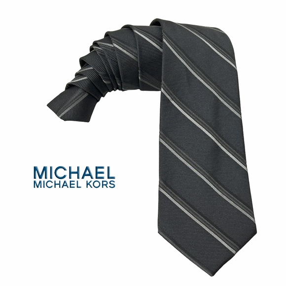 Michael Kors Necktie Tie Diagonal Stripe on Grey Silver Textured 100% Silk - Picture 1 of 7